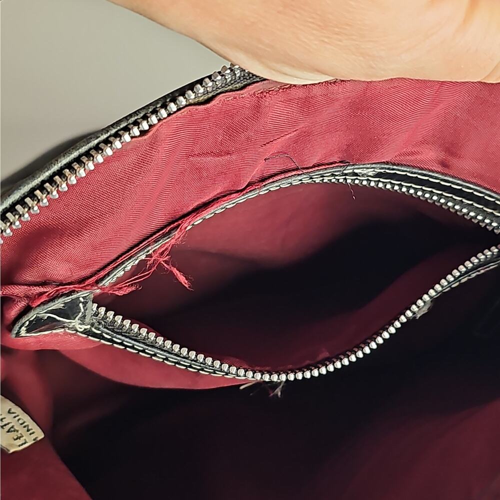 Vintage J Jill Black Genuine Leather Hobo Shoulder Bag Y2K Burgundy Lining - Picture 7 of 13